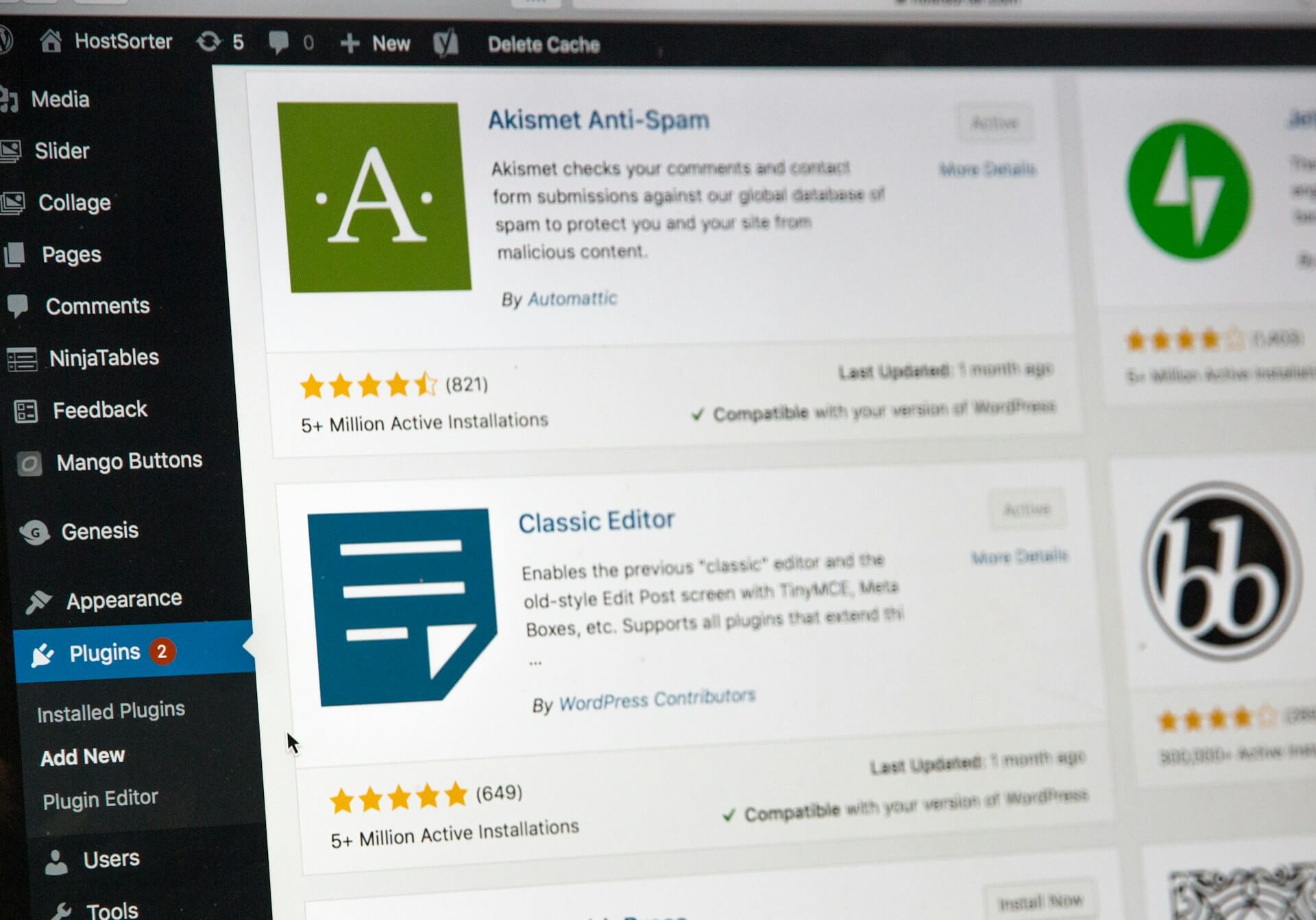 En dator-skärm som visar WordPress plugin